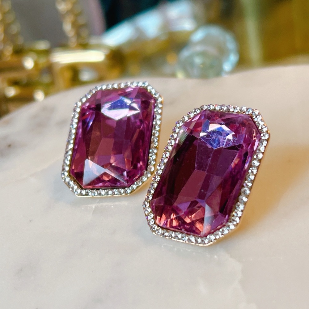Purple 💜 crystal emerald cut halo earrings ~ 1” faceted - Picture 4 of 6